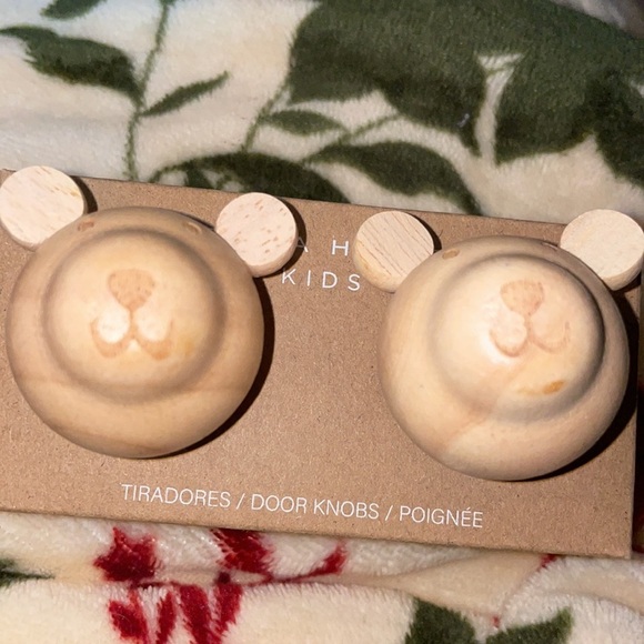 CLOUD WOODEN DOOR KNOB (PACK OF 2) - Picture 10 of 10